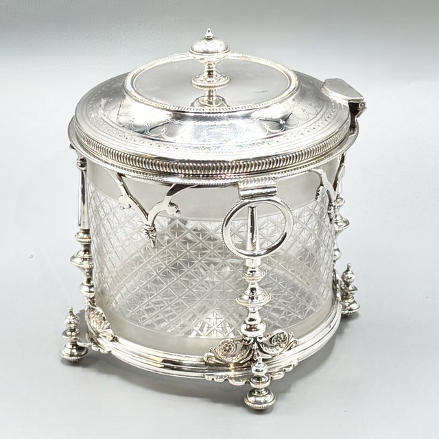 Antique Edwardian English Biscuit Barrel with Silver Plated and Cut Glass Liner, England, 1900 For Sale - Image 5 of 18