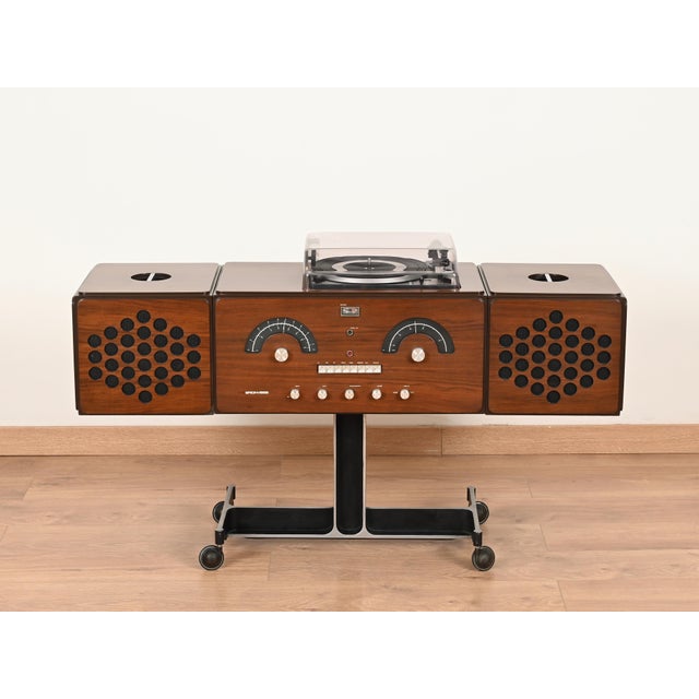 Walnut Brionvega RR126 Radiophonograph Record Player attributed to Castiglioni, Italy, 1965 For Sale - Image 13 of 18