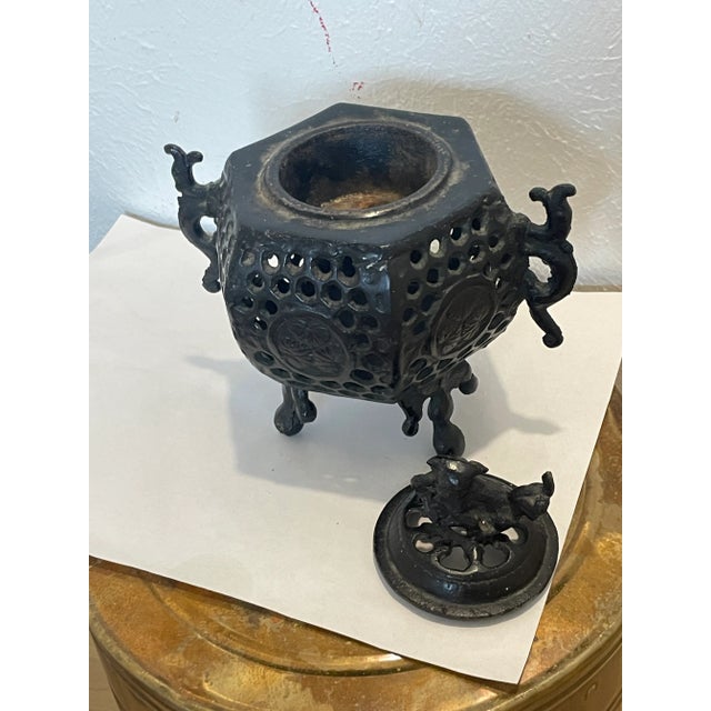 Chinese Brown Foo Dog Lid Floral Bronze Incense Burner For Sale In Dallas - Image 6 of 7