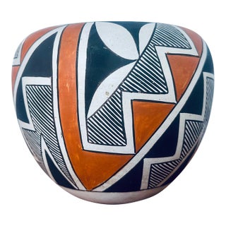Elizabeth Waconda Acoma Hand Made Painted Pottery Vessel 1970s Pueblo For Sale