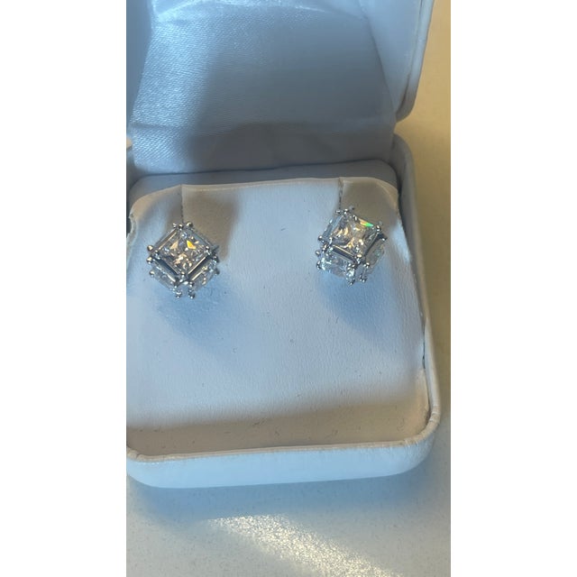 American Cube Diamondness Stud For Sale - Image 3 of 4