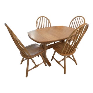Hunt Country Furniture Oak Dining Extension Table & Chairs For Sale