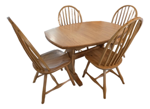 Hunt Country Furniture Oak Dining Extension Table & Chairs