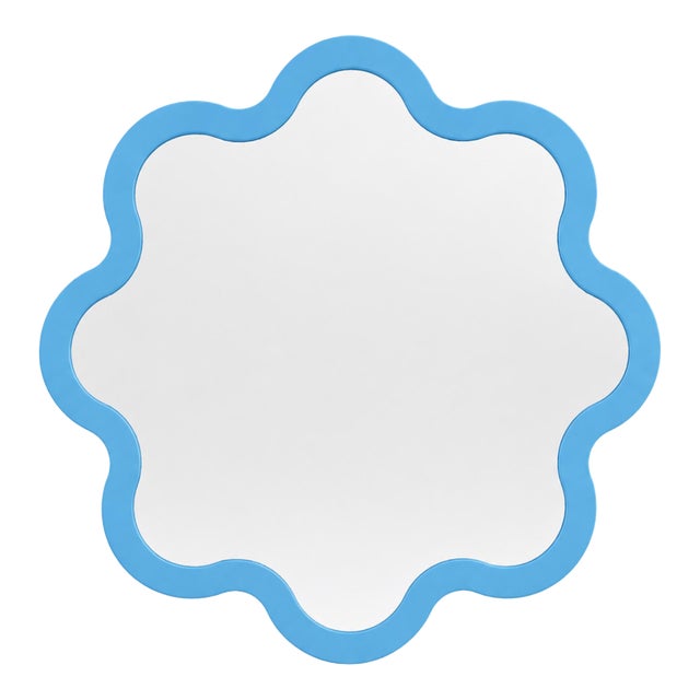 Contemporary Wavy Entryway Hvyli Round 80 Mirror by Oitoproducts For Sale
