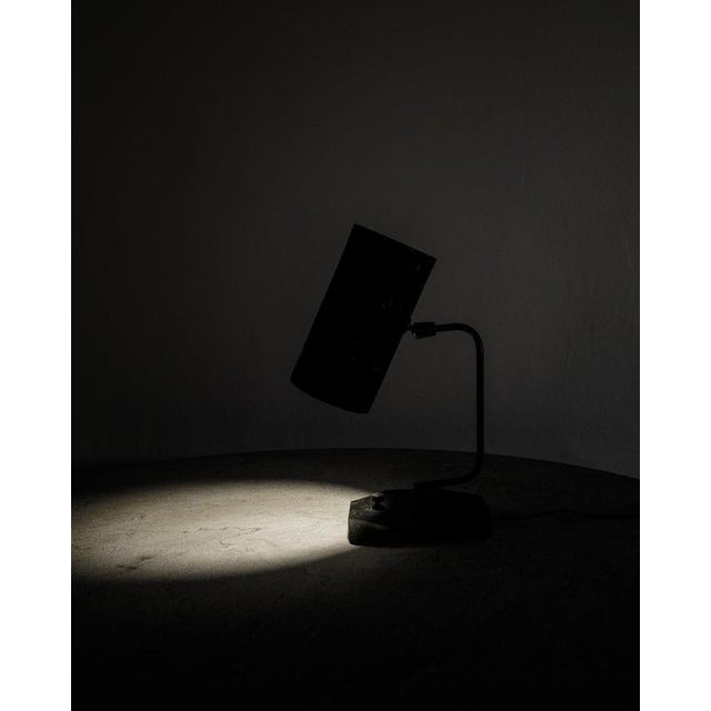 French Mid-Century Desk Table in Black Metal & Brass by Serge Mouille & Isamu Noguchi for Steph Simon, 1950s For Sale - Image 4 of 7