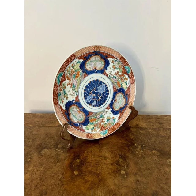 Stunning quality antique Japanese imari porcelain large plate, having a large antique Japanese imari plate, decorated with...