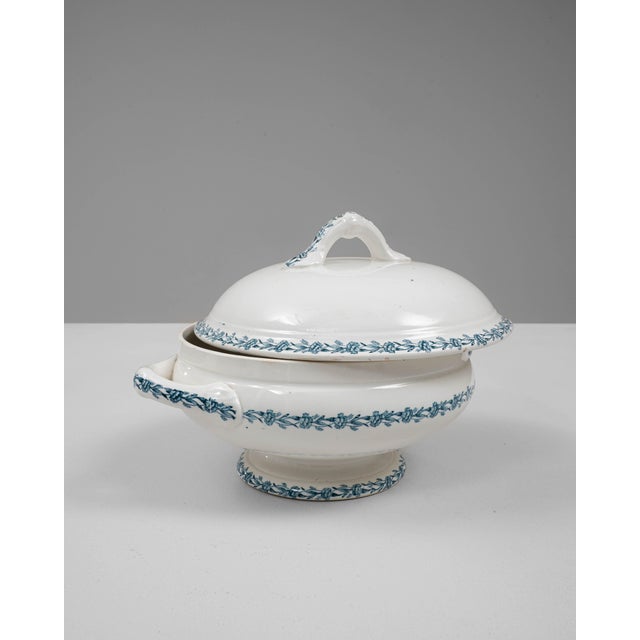20th Century Belgian Special Edition Porcelain Tureen With Lid For Sale - Image 4 of 18