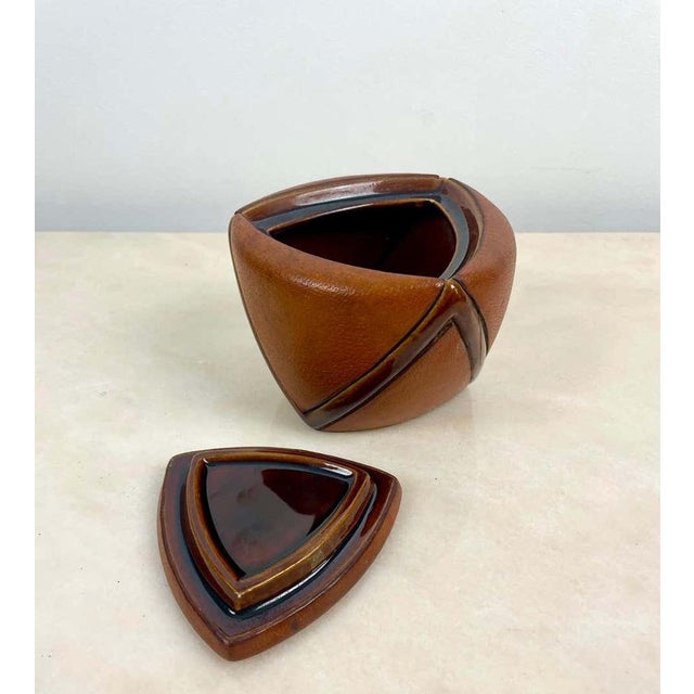 Havana Brown Smocking Kit in Saddle Leather and Earthenware from Longchamp, 1950, Set of 4 For Sale - Image 16 of 18