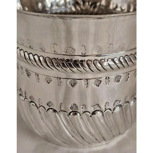 Antique Queen Anne Britannia Silver Porringer with 1709 Half Crown, 1709 For Sale - Image 10 of 18