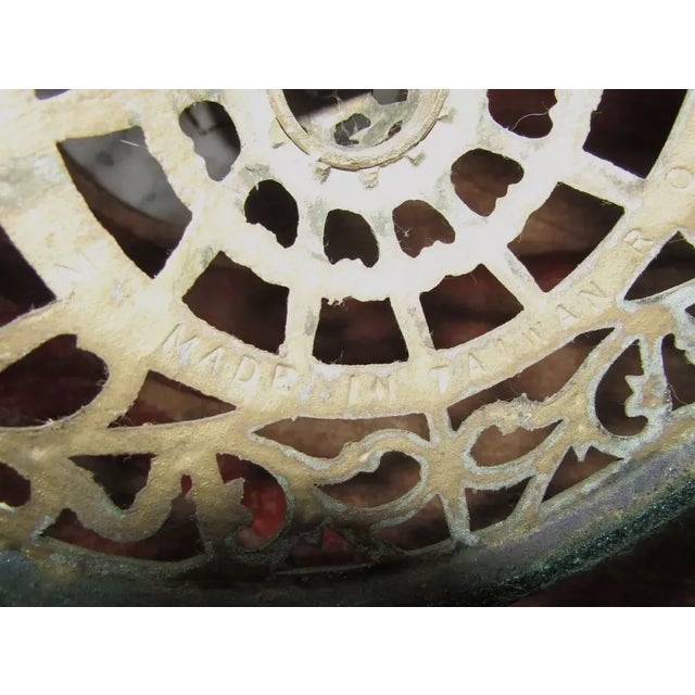 1980s 1980s Vintage Brass & Round Marble Top Accent Table For Sale - Image 5 of 5