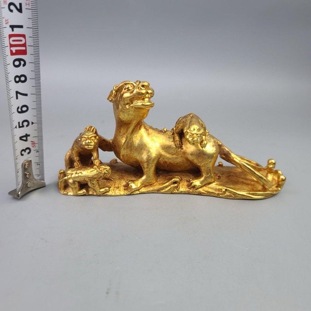 Metal Gilt Bronze Guardian Lion Family Sculpture – 5.5" Foo Dog Group With Cubs For Sale - Image 7 of 9
