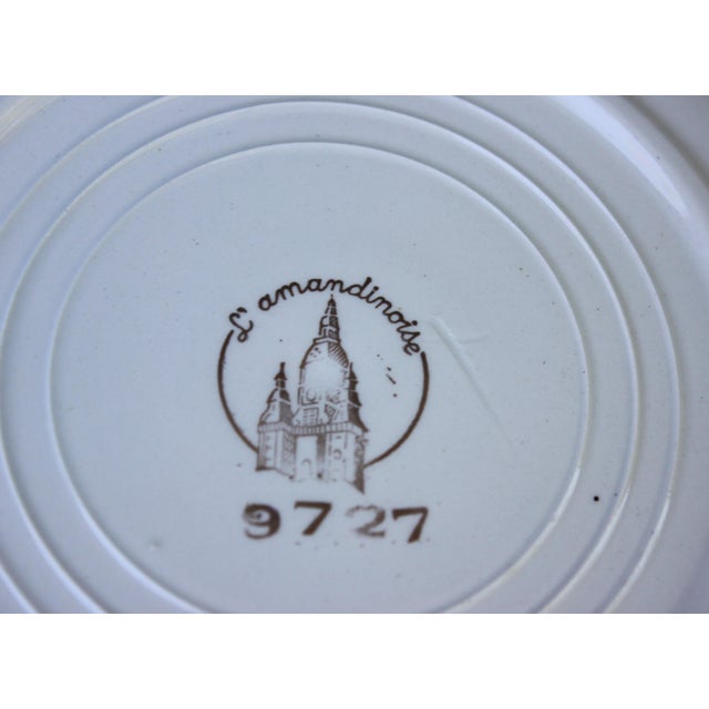 French Porcelain Gold Detailing Lamandinoise Dinner Service, 1970s, Set of 12 For Sale - Image 4 of 13
