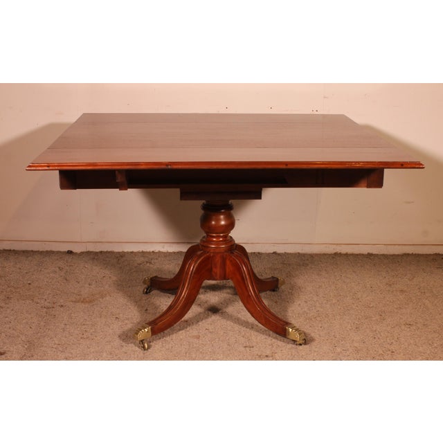 Tan Pembroke Mahogany Table from the 19th Century For Sale - Image 8 of 13
