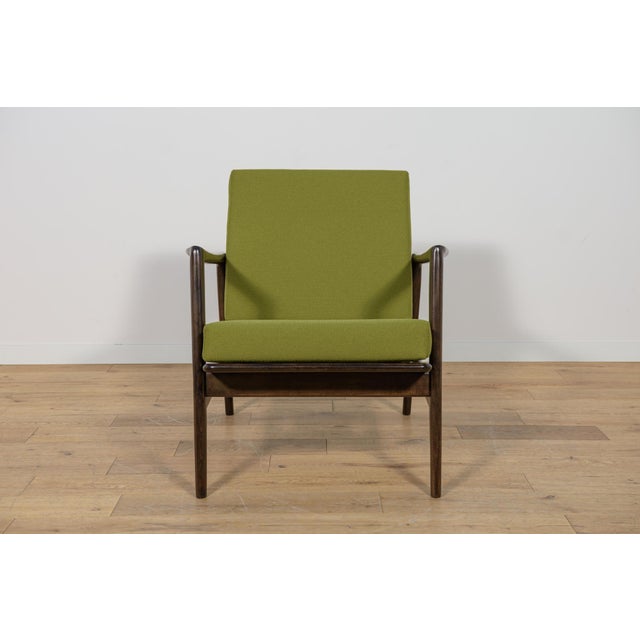 Wood Set of Model 300-139 Armchairs from Swarzędz Furniture Factory, 1960s For Sale - Image 7 of 18