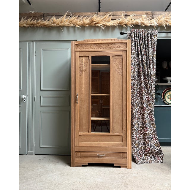 Art Deco Display Cabinet in Natural Oak, 1930s For Sale - Image 10 of 18