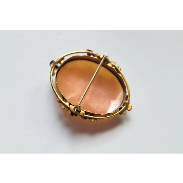 Antique Victorian Shell Cameo Brooch, Italy, Mid-19th Century For Sale - Image 4 of 6