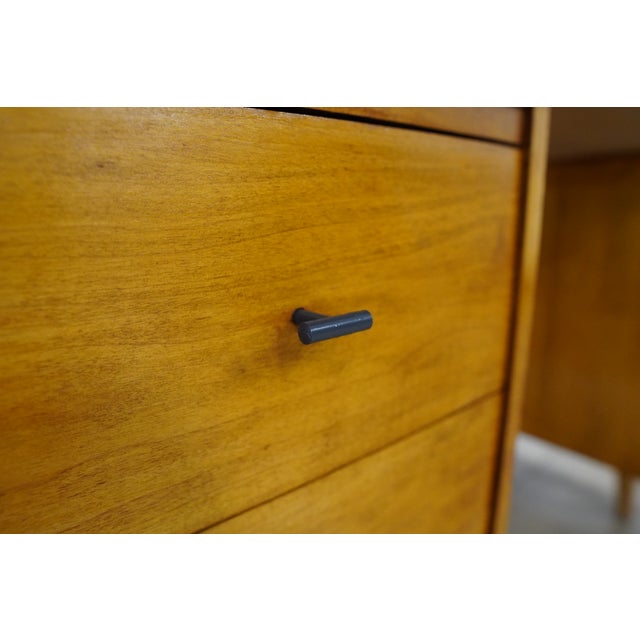 Vintage Attributed Paul McCobb MCM Double Pedestal Desk For Sale - Image 14 of 16