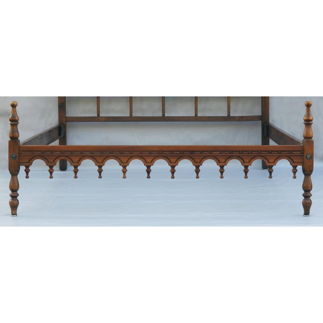 Provincial Spanish Four Poster Spindle Wood Bed, 1920 For Sale - Image 6 of 8