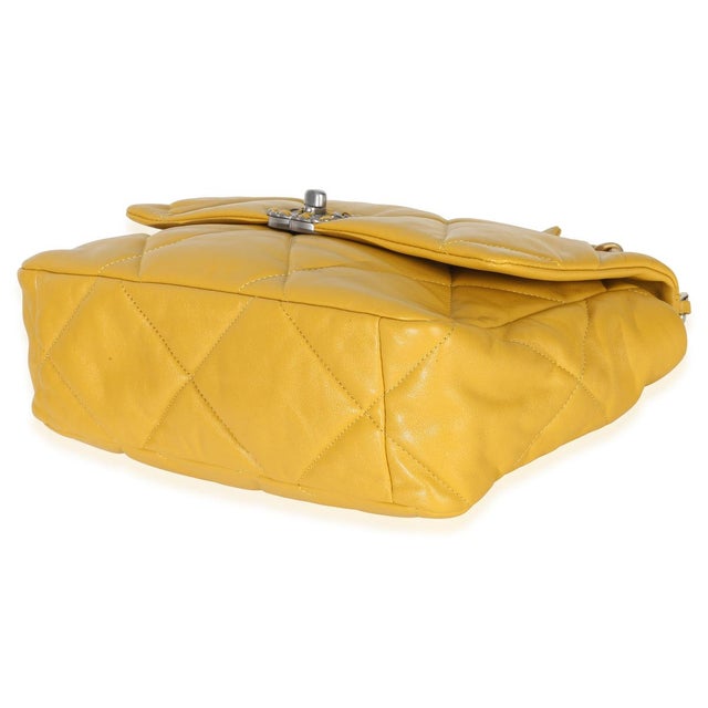 Animal Skin Yellow Quilted Lambskin Large Chanel 19 Flap Bag For Sale - Image 7 of 9