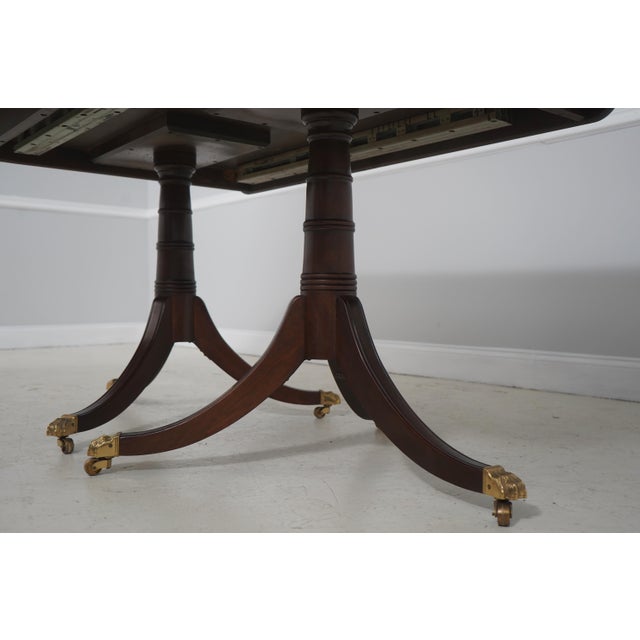 1990s Stickley Duncan Phyfe Mahogany Dining Room Table For Sale - Image 5 of 18