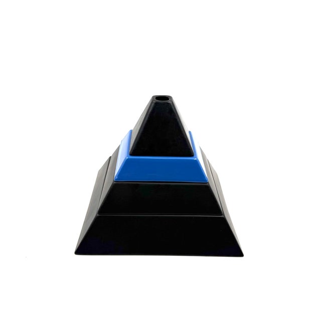 1980s Pyramid Shaped Stacked Ceramic Ashtrays / Centerpiece, Amalgames France 1980s For Sale - Image 5 of 12