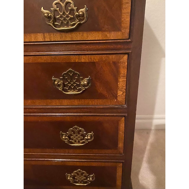 Hickory American Masterpiece Collection Inlaid/Banded Mahogany Chippendale Bedside/Accent Chest Vntage For Sale - Image 10 of 13