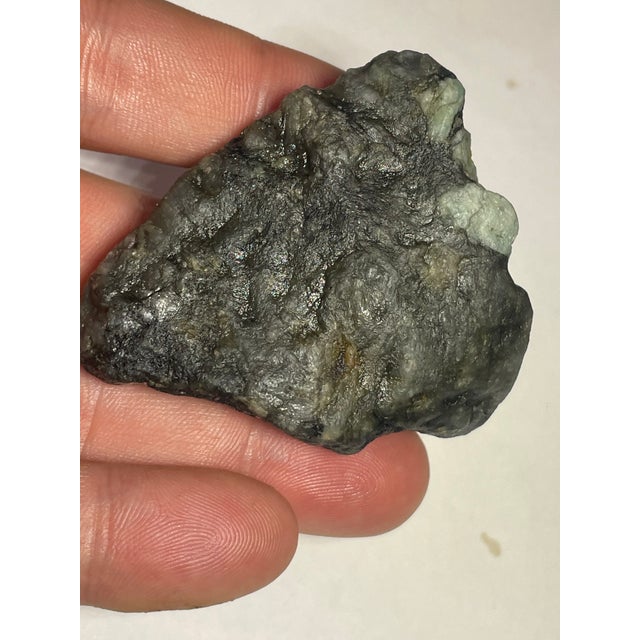 Asian Emerald Mineral Gemstone Carving of Two Frogs by Lilly Pad. For Sale - Image 3 of 8