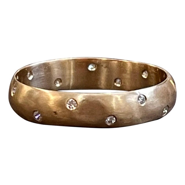 14 Flush Set Bezel Diamond Eternity Wedding Band in 14 Karat Yellow Gold For Sale