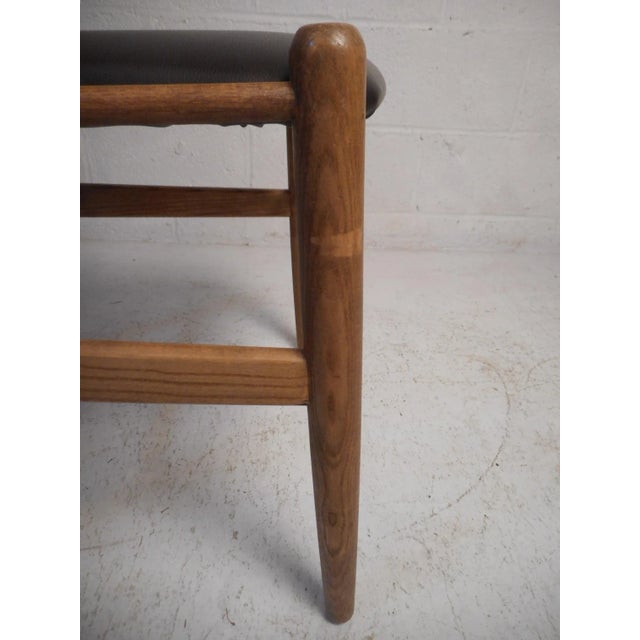 Vintage Modern Wegner Style Wishbone Chair For Sale - Image 11 of 13