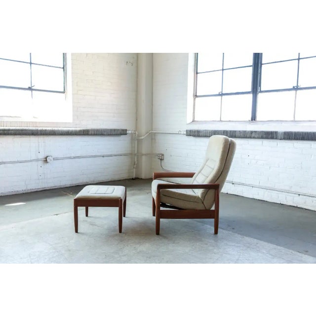 Cream Danish Modern Teak Lounge Chair With Ottoman, Denmark, Circa 1970 For Sale - Image 8 of 12