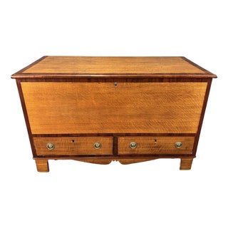 Early 19th Century Oak and Mahogany Blanket Chest For Sale