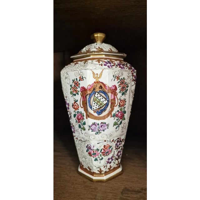 Hand-Painted Porcelain Vases with Samson Lids and Coats of Arms, Set of 2 For Sale - Image 4 of 12