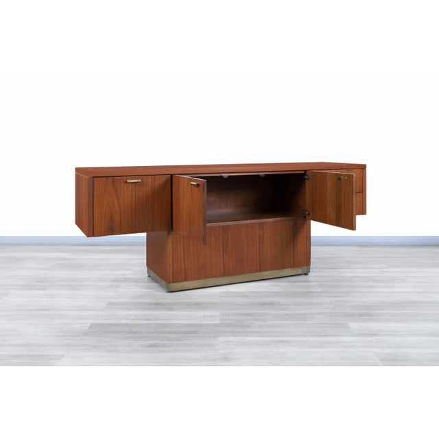Wood Mid-Century Walnut and Brass Cantilevered Credenza by Myrtle Desk Co., 1970s For Sale - Image 7 of 13