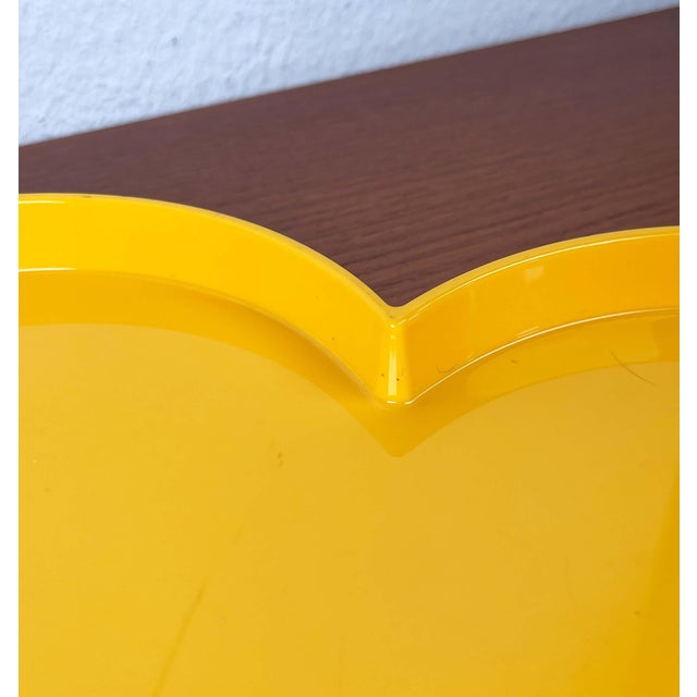 Postmodern Italian Yellow Plastic Tray from Guzzini For Sale - Image 18 of 18