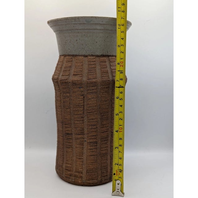 Late 20th Century Vintage Mid Century Moderns Ribbed Ceramic Two Tone Vase With Lid, Signed For Sale - Image 5 of 13