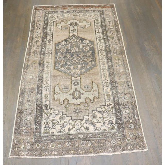 Gray Antique Hamedan Gray Wash Rug no. j5325 For Sale - Image 8 of 8