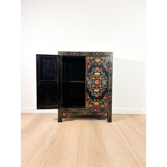 Chinoiserie Antique Chinoiserie Hand Painted Cabinet For Sale - Image 3 of 8