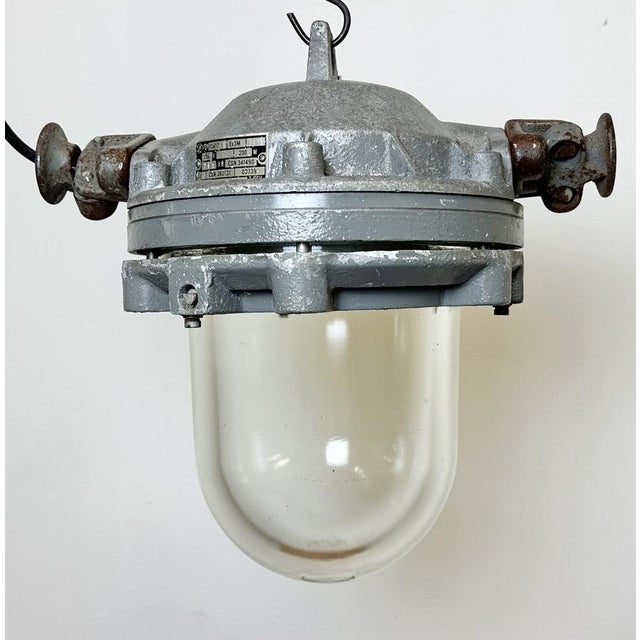 Metal Dark Grey Cast Aluminium Explosion Proof Lamp from Elektrosvit, 1970s For Sale - Image 7 of 18