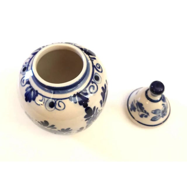Item Height-6” Item Length-3.5” Material-Porcelain Production Style-Delft his vintage ginger jar is a unique addition to...