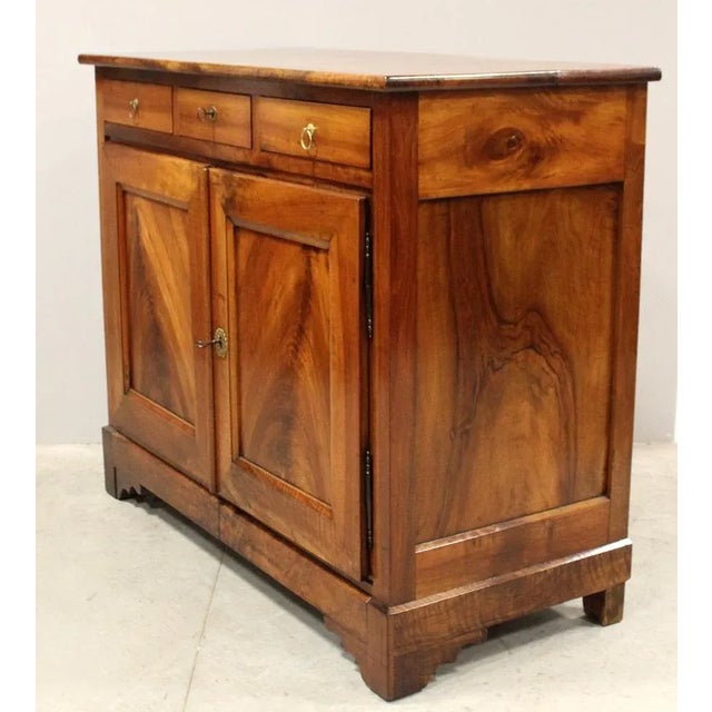 19th-Century Louis Philippe Walnut Sideboard For Sale - Image 4 of 10