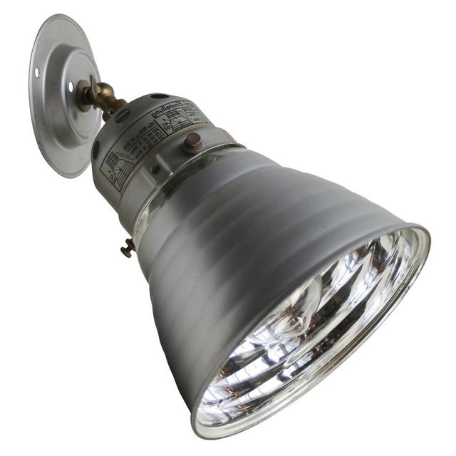 Vintage Industrial Zeiss Ikon Ik180 Mercury Mirror Glass Wall Light For Sale - Image 10 of 10