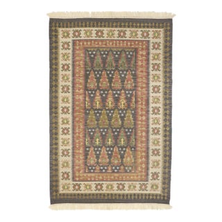 Vintage Persian Kilim Rug - 05'04 X 08'02 For Sale