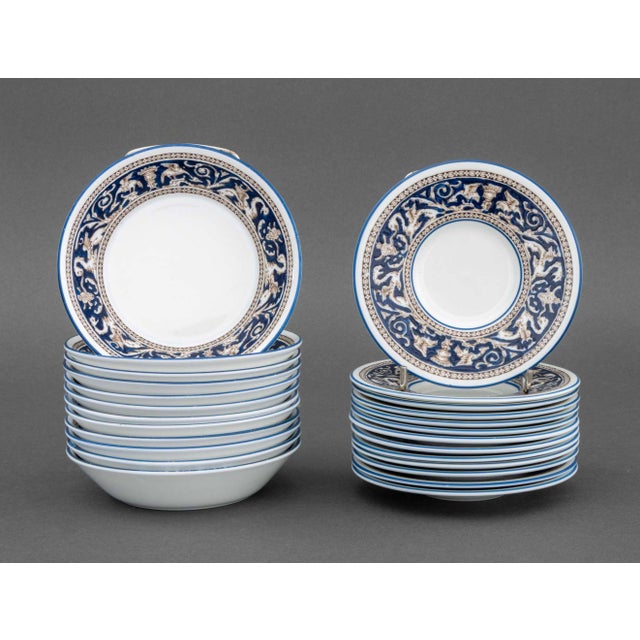 Navy Blue Late 20th Century Wedgwood "Florentine" Porcelain Service, 156 Pcs. For Sale - Image 8 of 18