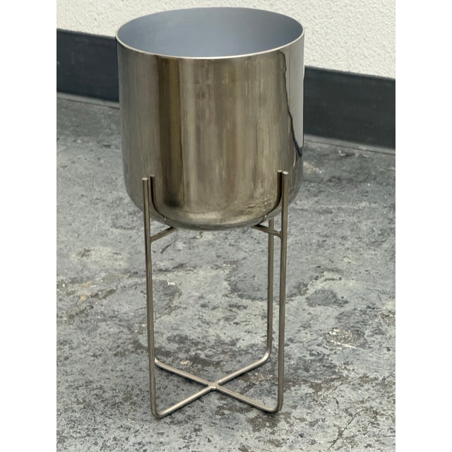 West Elm Charm Planters, Set of Two For Sale In San Francisco - Image 6 of 10