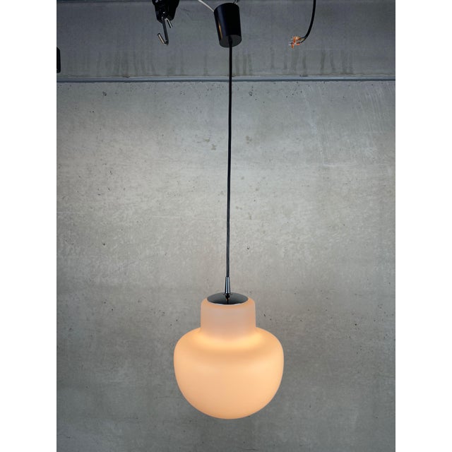 1970s Vintage Opaline Mushroom Pendant Lamp from Peill & Putzler, 1970s For Sale - Image 5 of 9