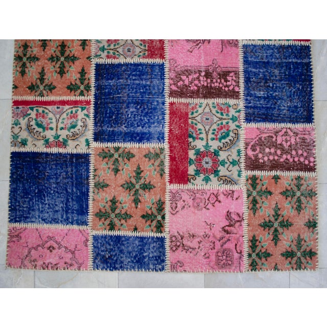 Vibrant Pink & Red Turkish Rug Hand Knotted Handstitched Art - 5'7"x7'10" For Sale - Image 10 of 17