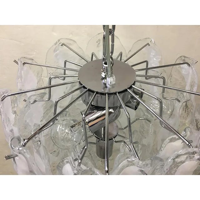 Contemporary Modern Murano Glass Fiamma Chandelier in Venini Style by Simoeng For Sale - Image 3 of 9