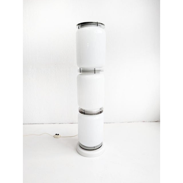 Cream Space Age Floor Lamp by Enrico Tronconi, 1970s For Sale - Image 8 of 8
