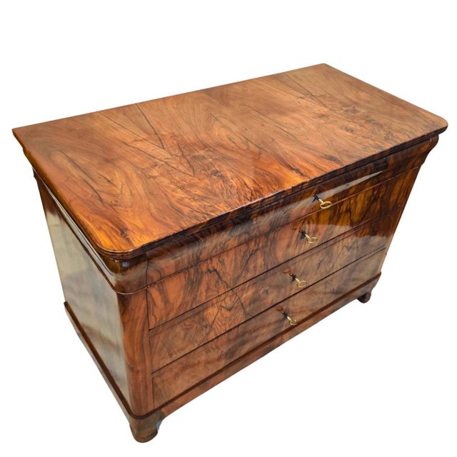 19th Century Large Biedermeier 4-Drawer Walnut Chest of Drawers For Sale - Image 9 of 12