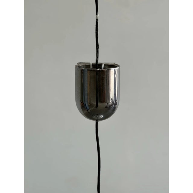 W19.5 H13 CORD LENGTH45 Chrome metal pendants in functional condition. Item origin is unknown.